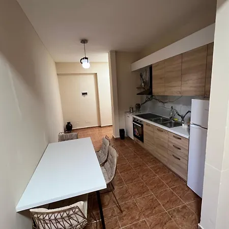 Open Door Hostal Tirana