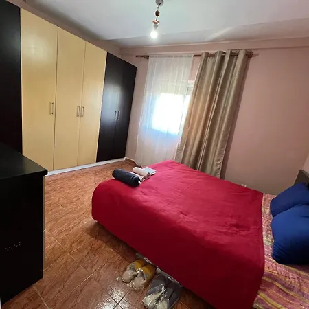 Open Door بيت شباب تيرانا