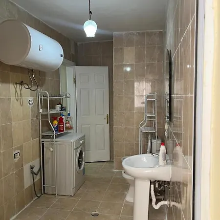 Open Door تيرانا