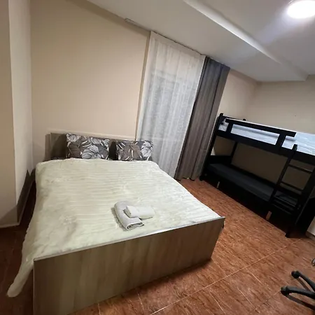 Vandrarhem Open Door Tirana